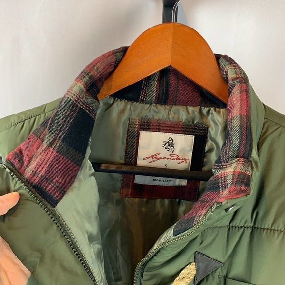Legendary Military Green Puffer Vest w/ Toggle Buttons - Picture 8 of 12